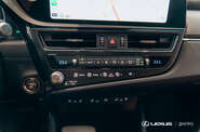 Lexus ES Launch Edition
