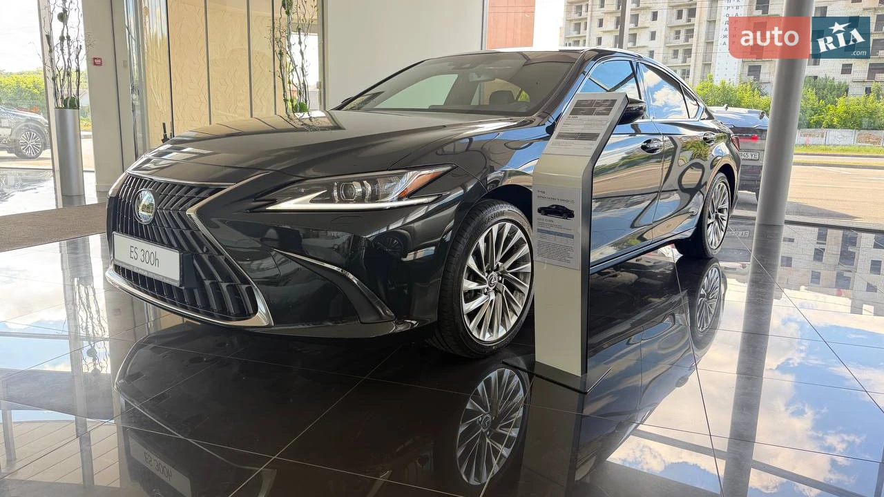 Lexus ES Launch Edition