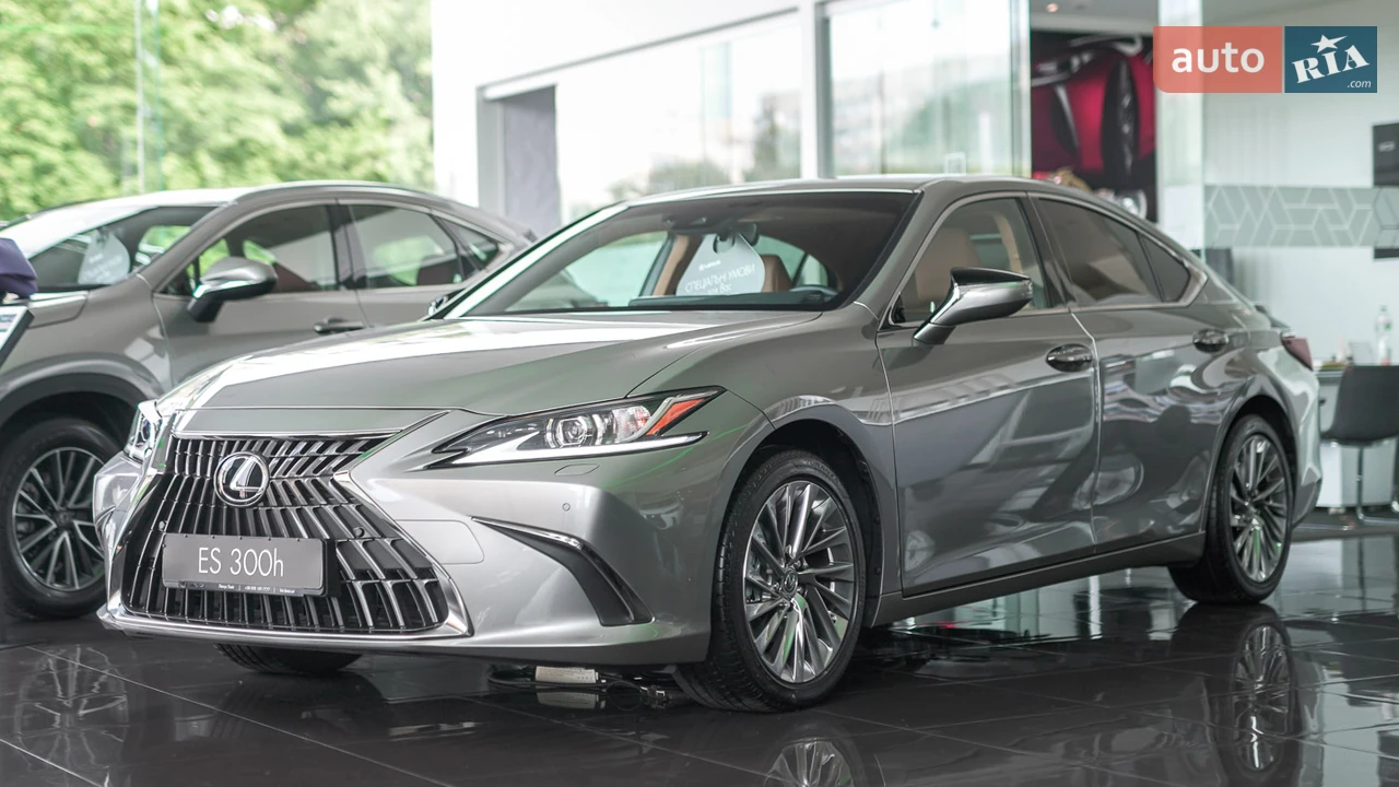 Lexus ES Launch Edition