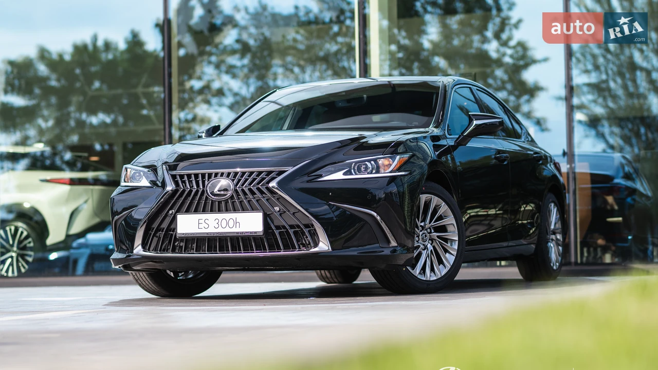 Lexus ES Launch Edition