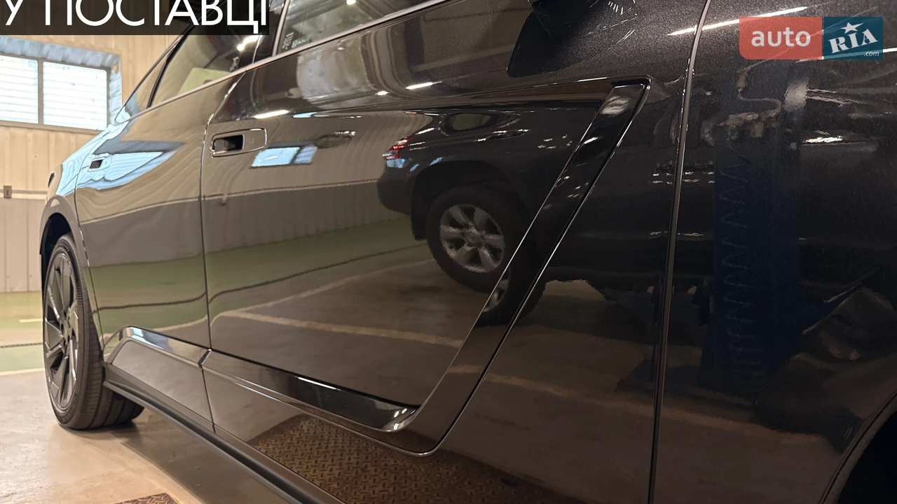 Lexus-6