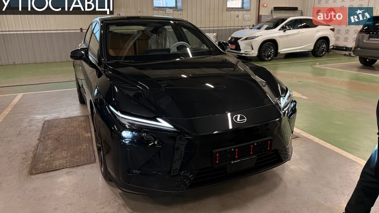 Lexus-3