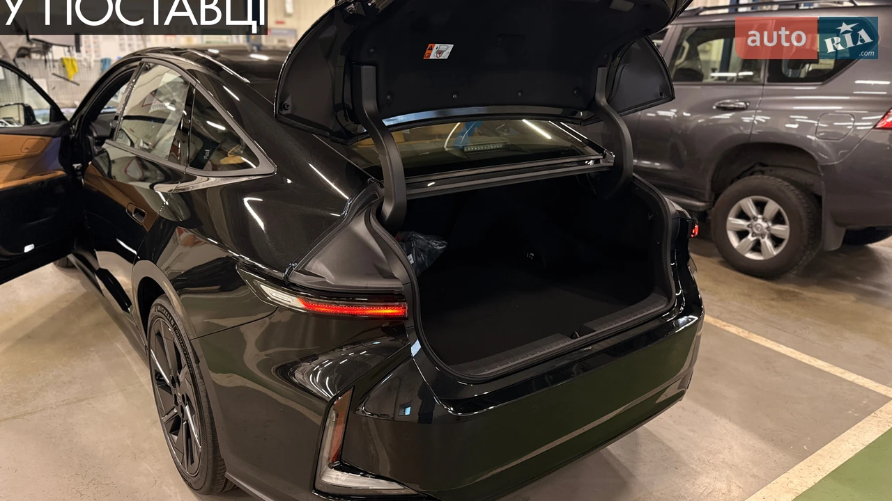 Lexus-2