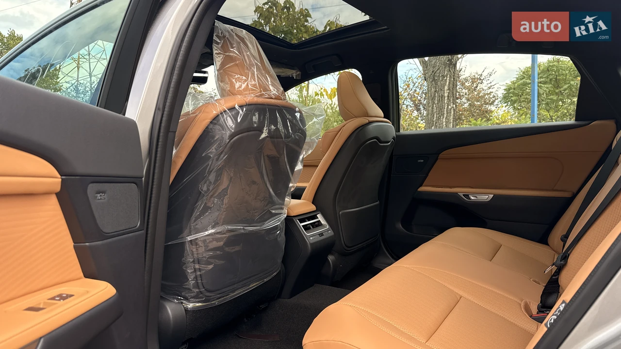 Lexus ES 2026