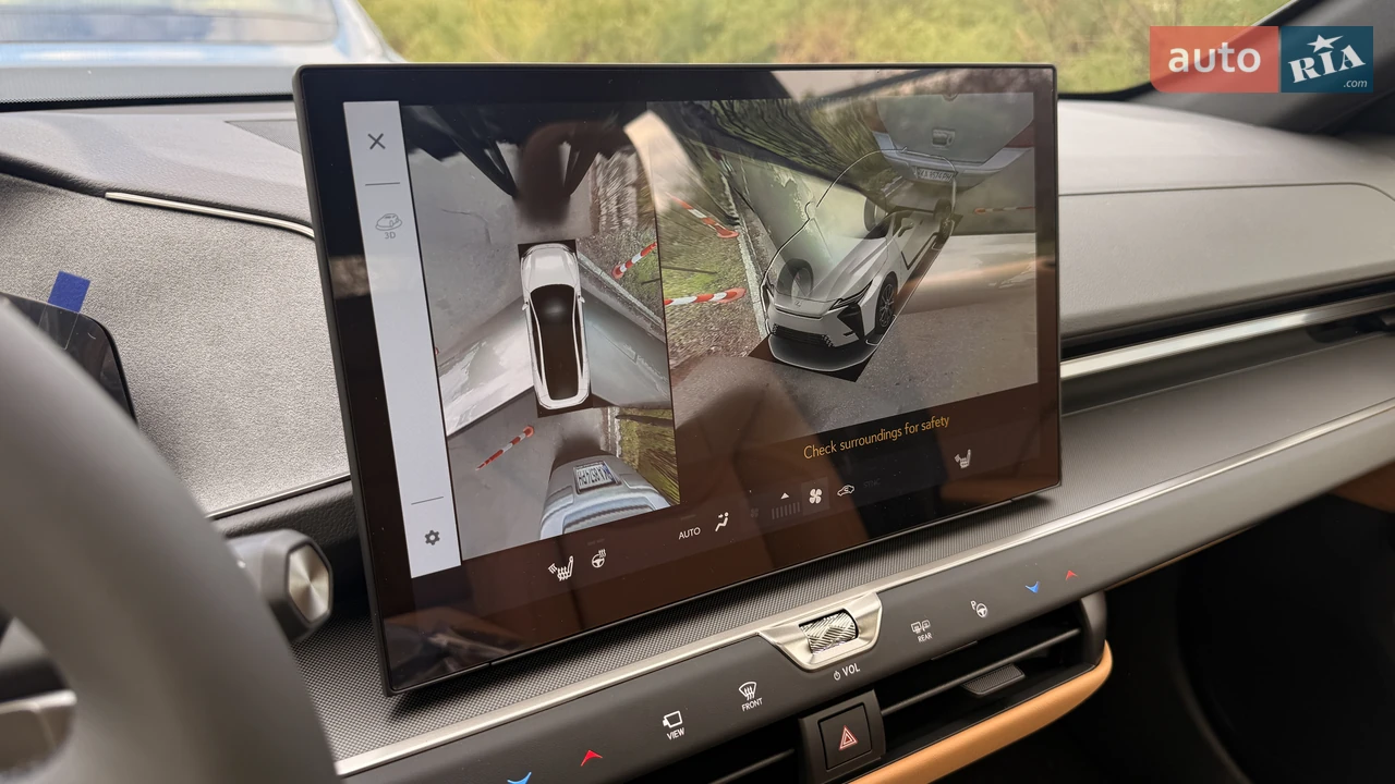 Lexus ES 2026