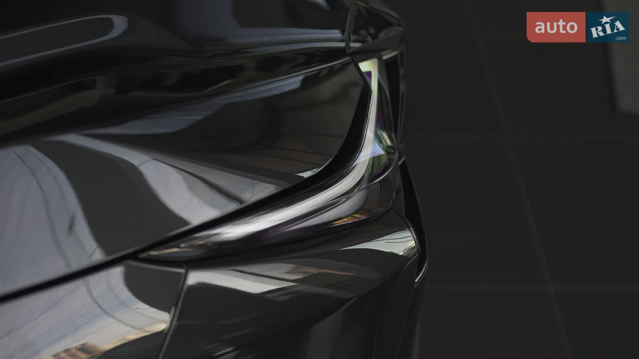 Lexus-19