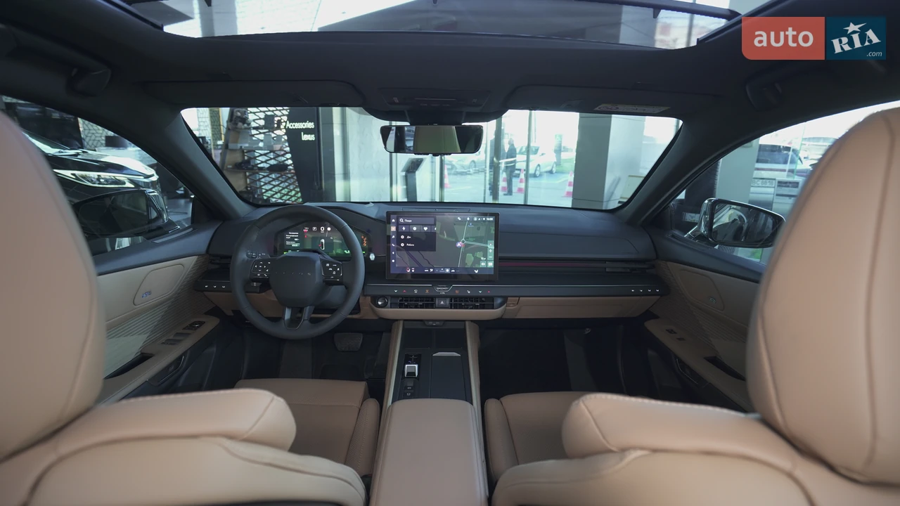 Lexus-32