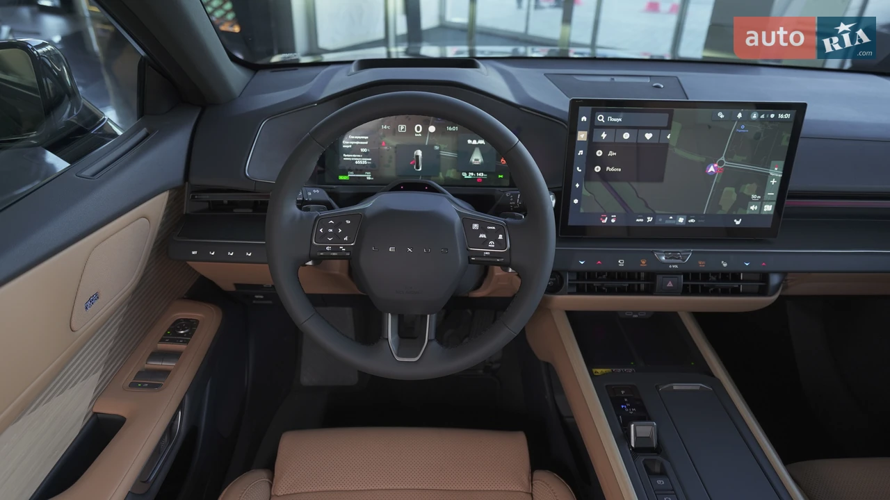 Lexus-31