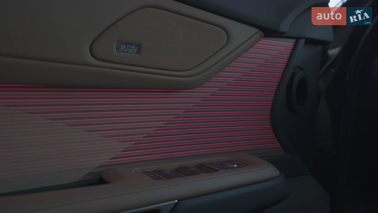 Lexus-29