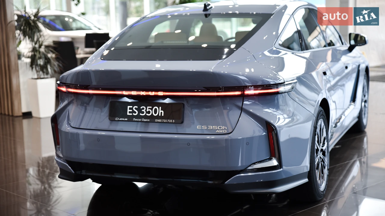 Lexus-3