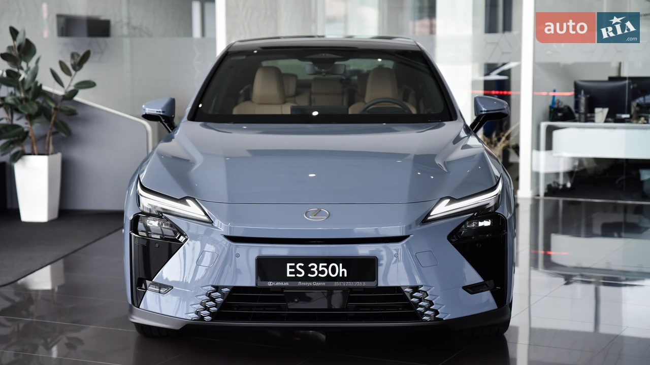 Lexus-4