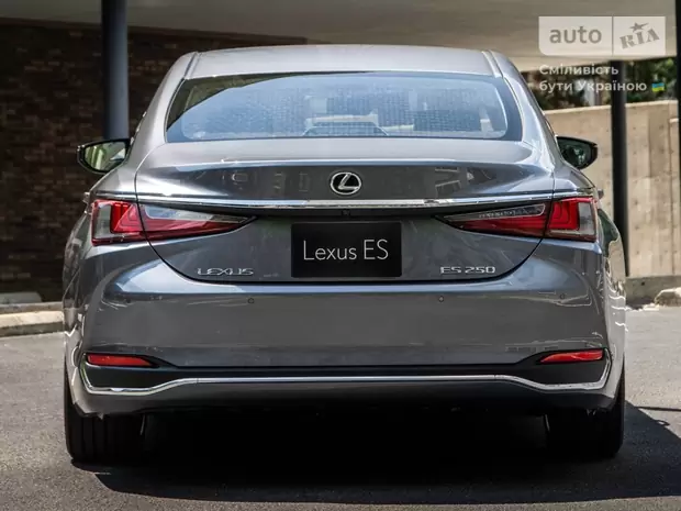 Lexus ES Luxury