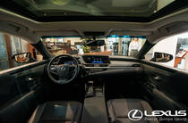 Lexus ES Business