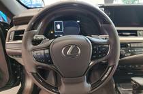 Lexus ES Luxury