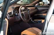 Lexus ES Business