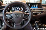 Lexus ES Business