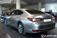 Lexus ES Business