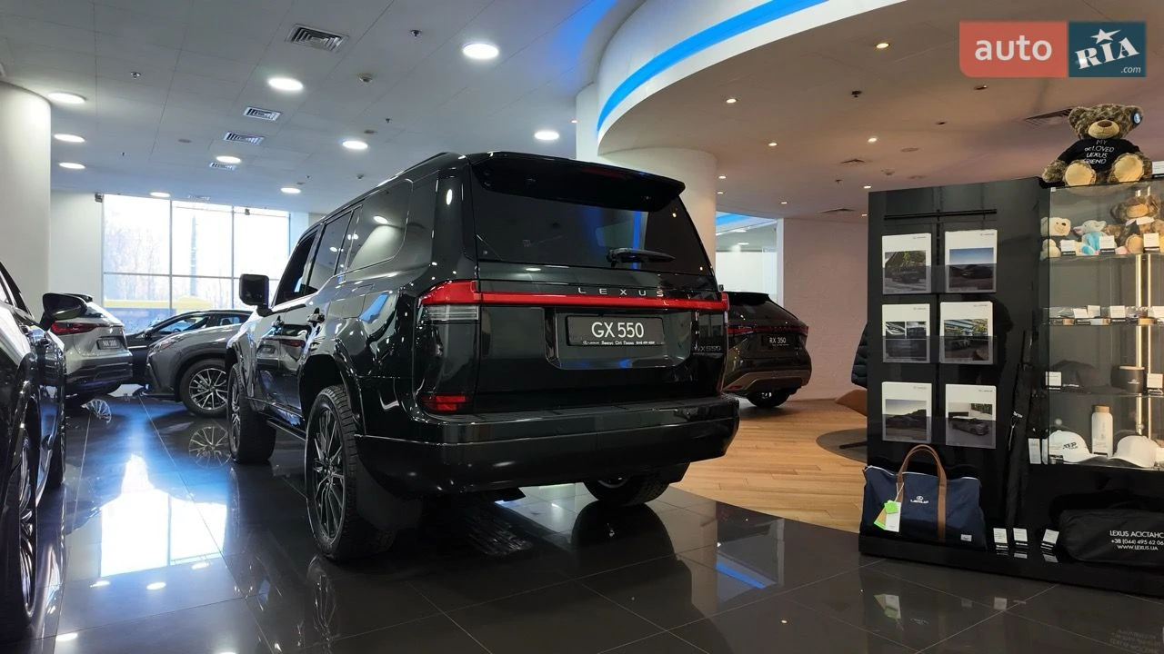 Lexus-8