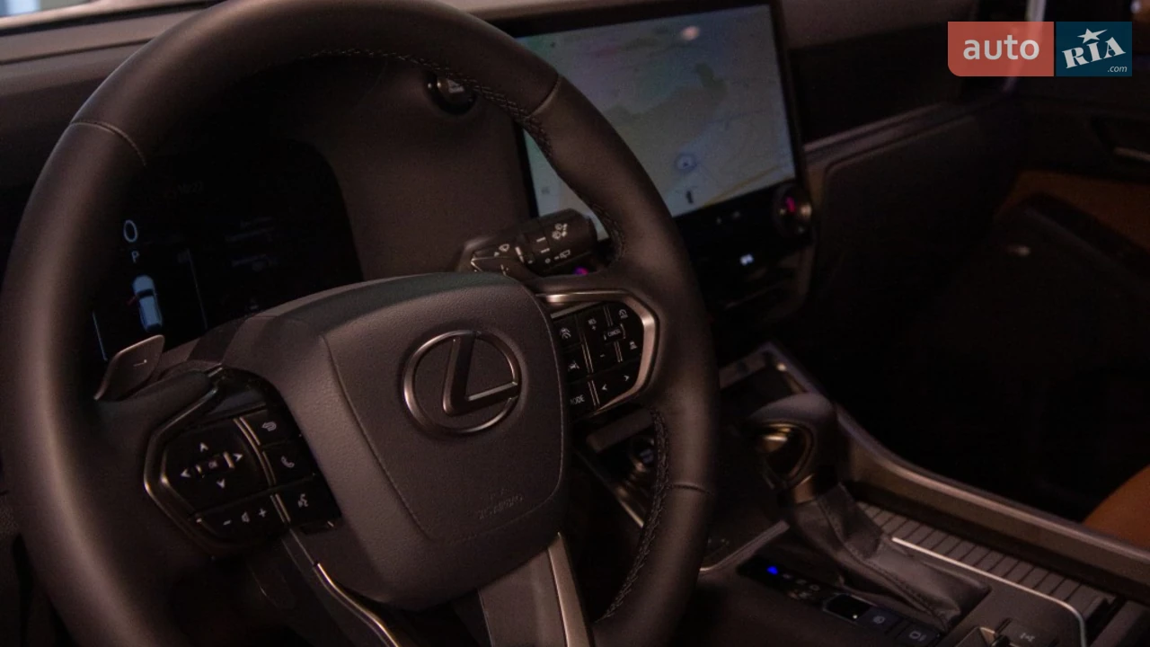 Lexus-2