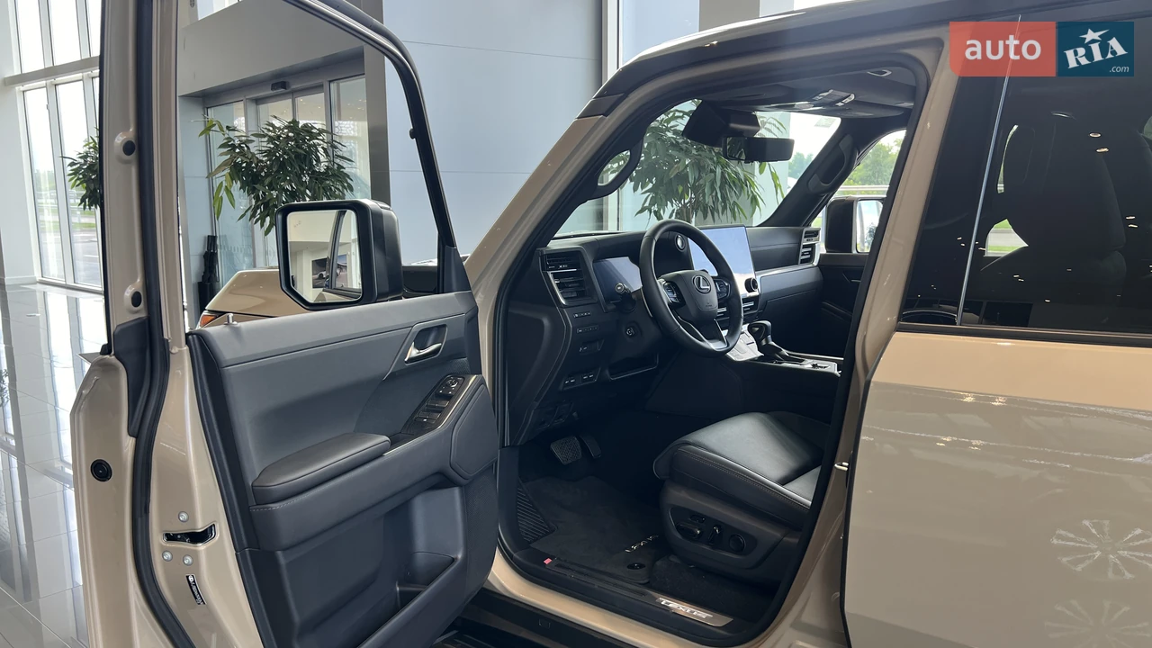 Lexus-28