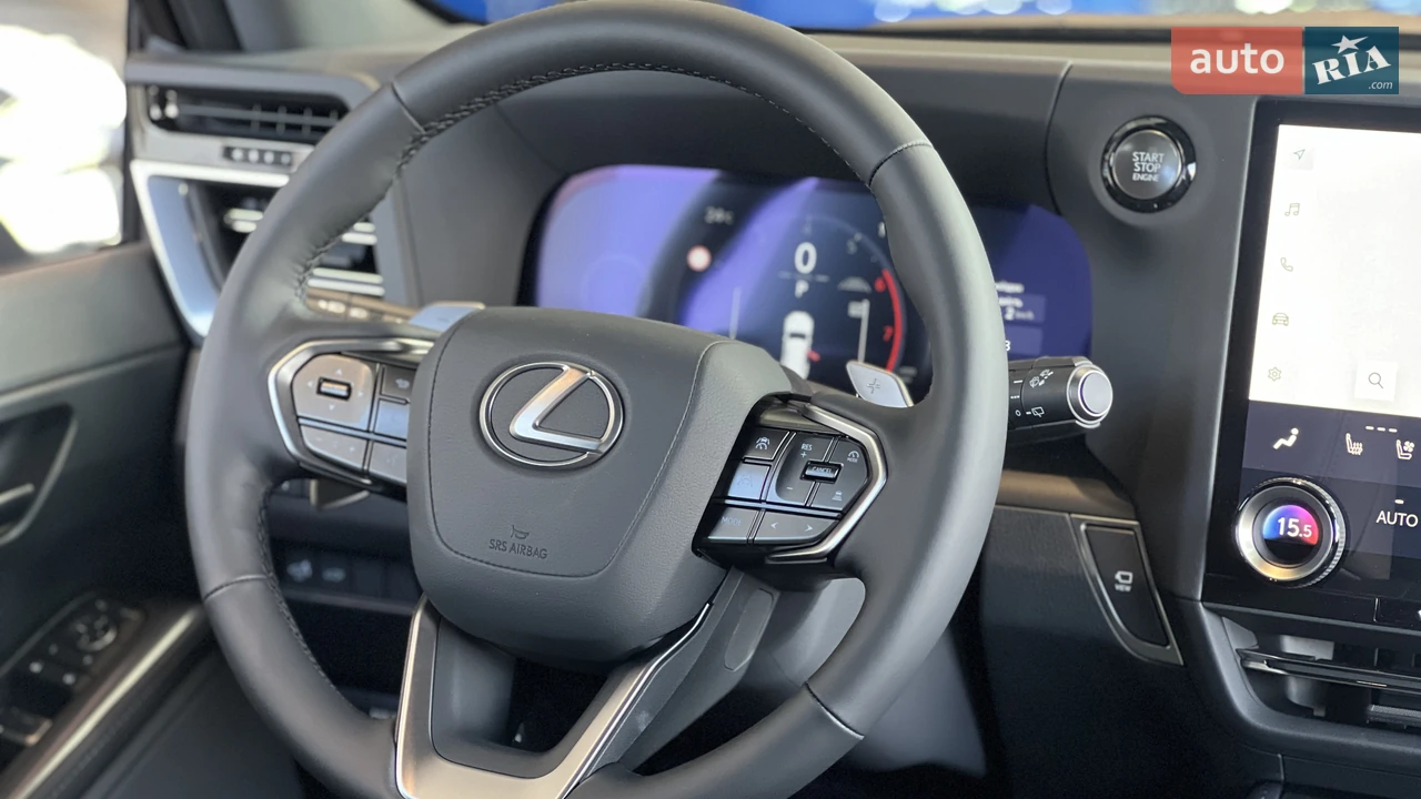 Lexus-19