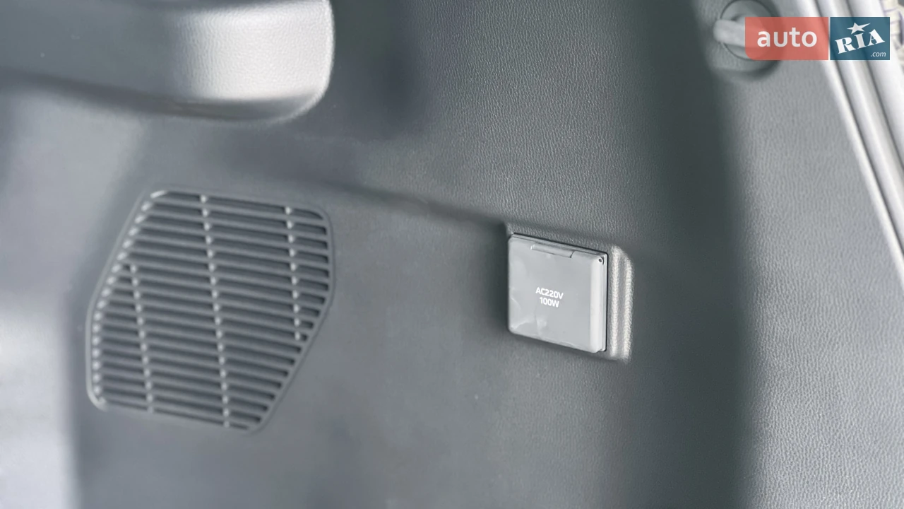 Lexus-14