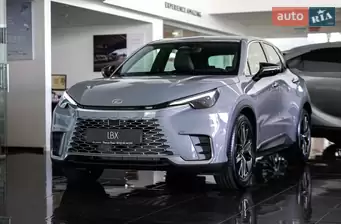 Lexus LBX