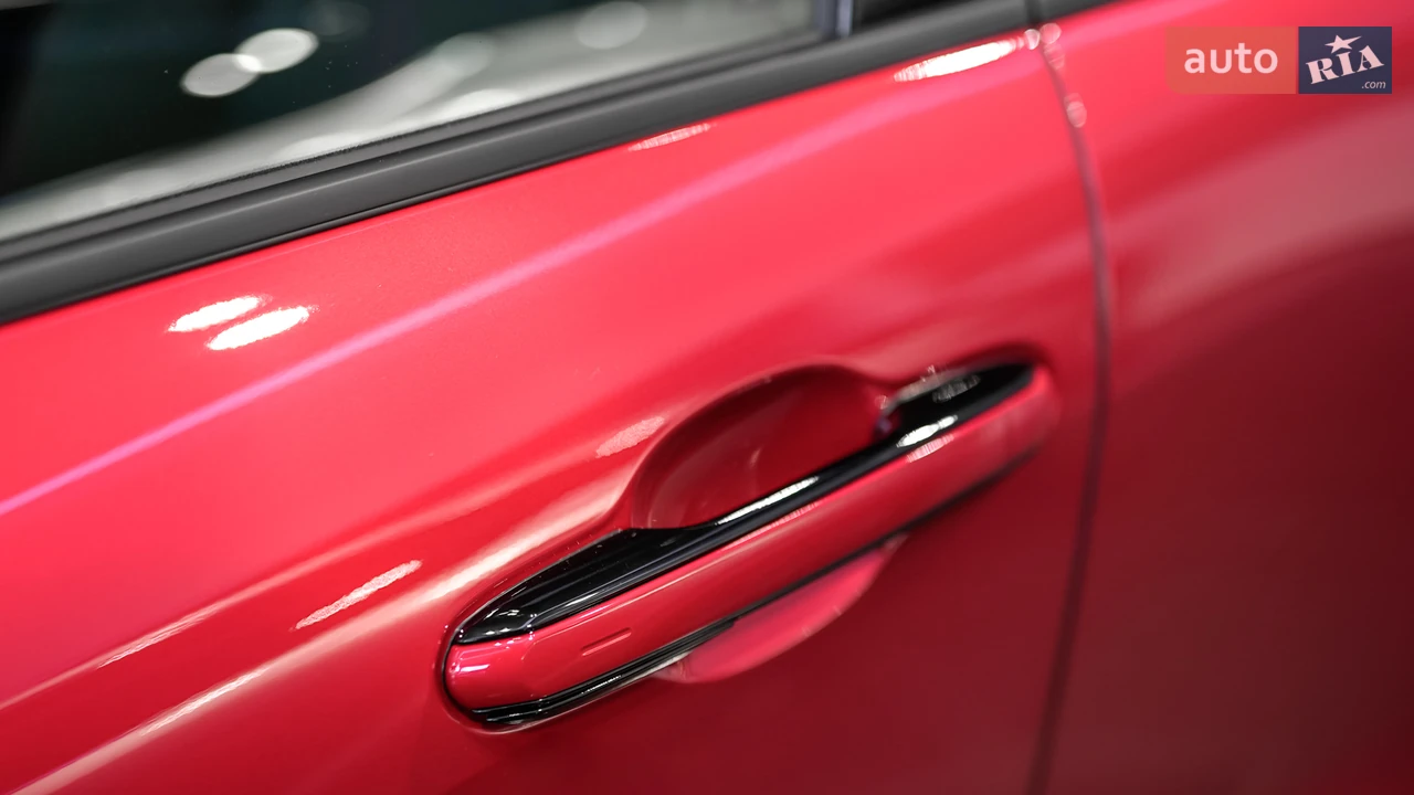 Lexus-9