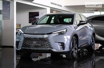 Lexus LBX 2025 Elegant