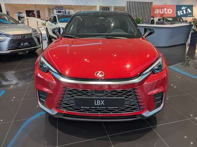 Новий Lexus LBX 2025 - фото 4