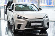 Lexus LBX Elegant