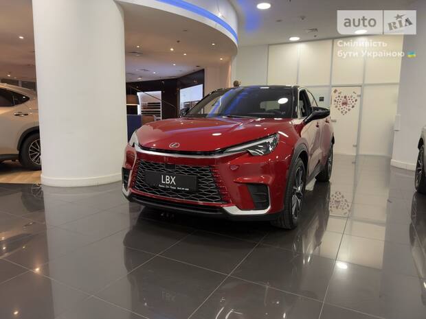 Lexus LBX 2025