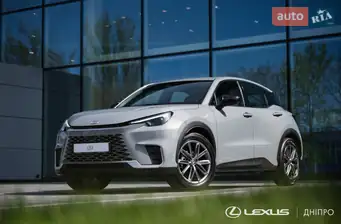 Lexus LBX