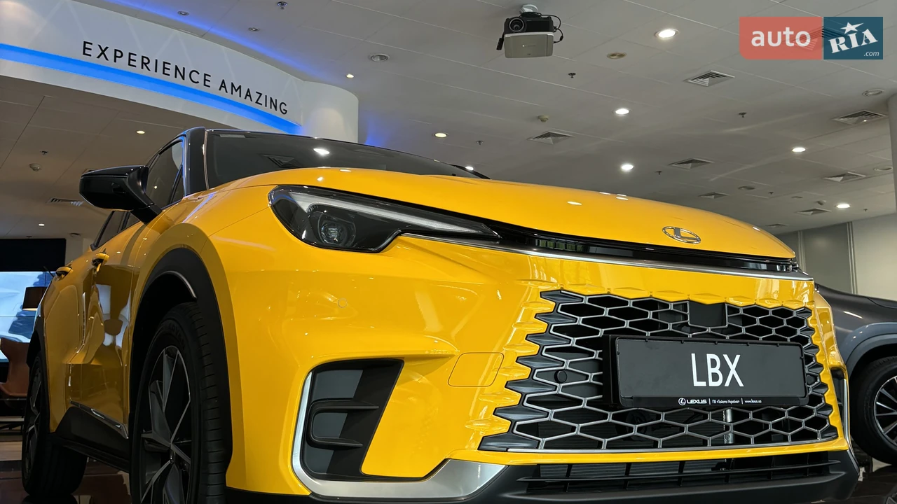 Lexus-11