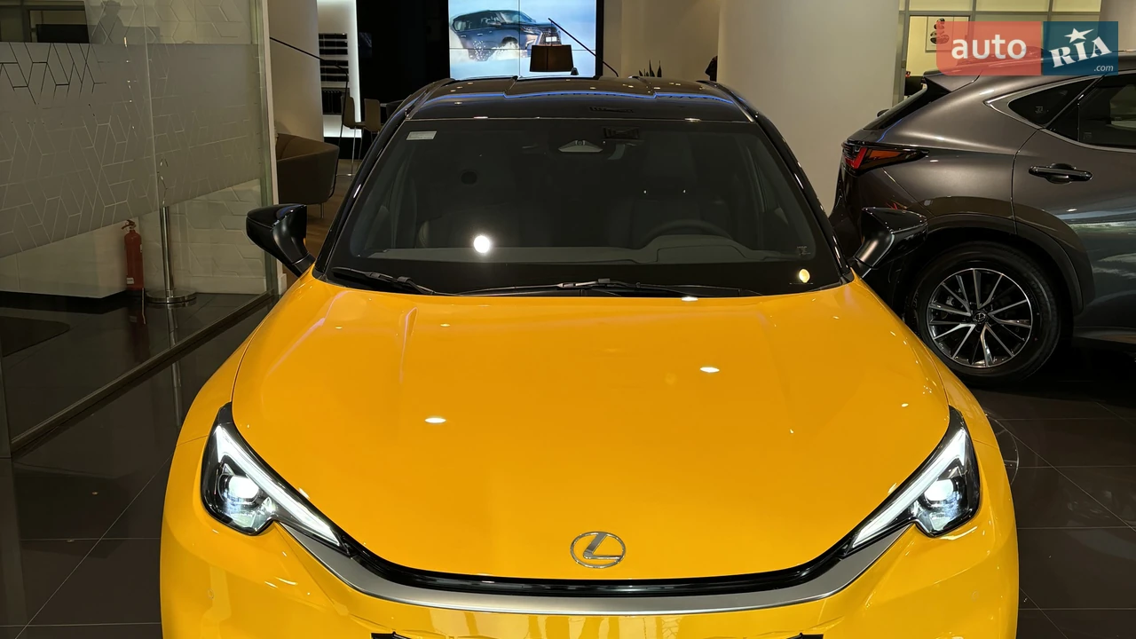 Lexus-24