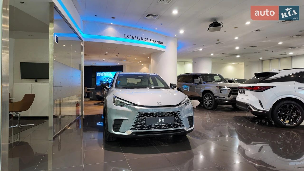 Lexus-3