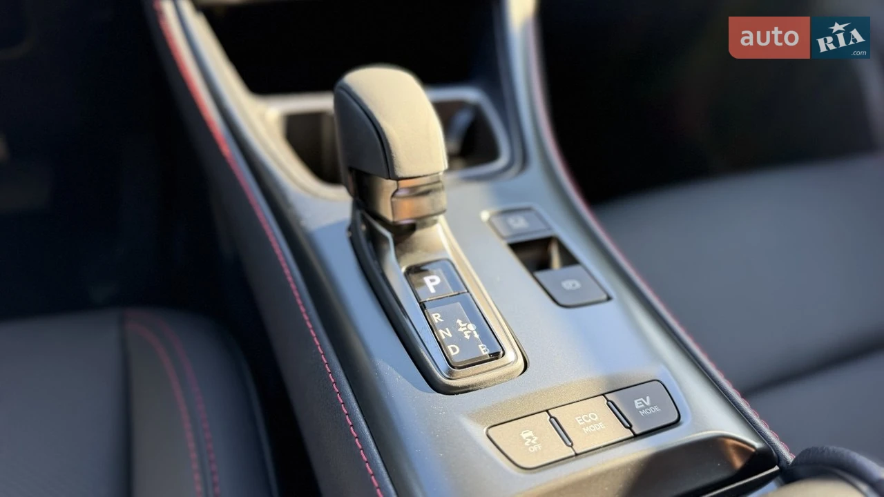 Lexus-18