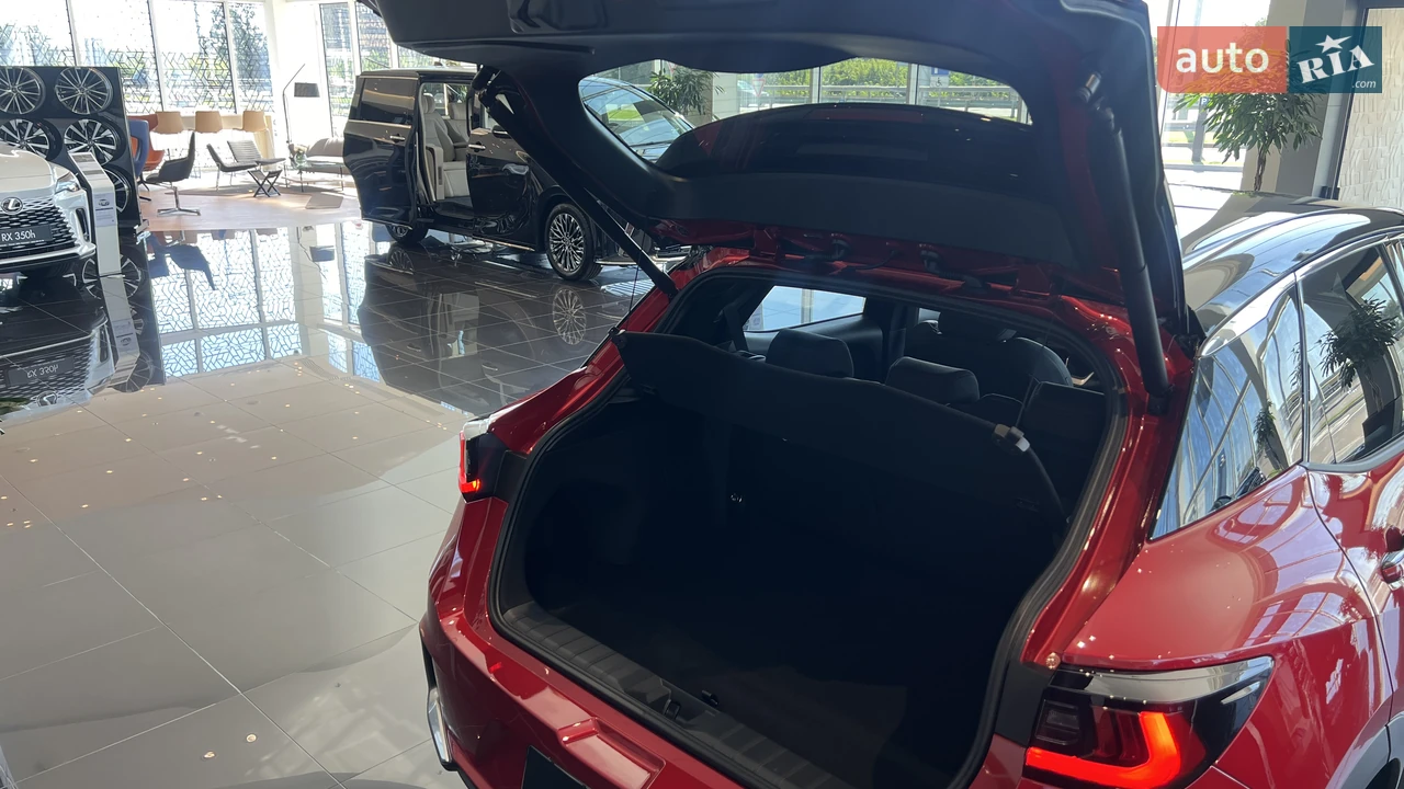 Lexus-1
