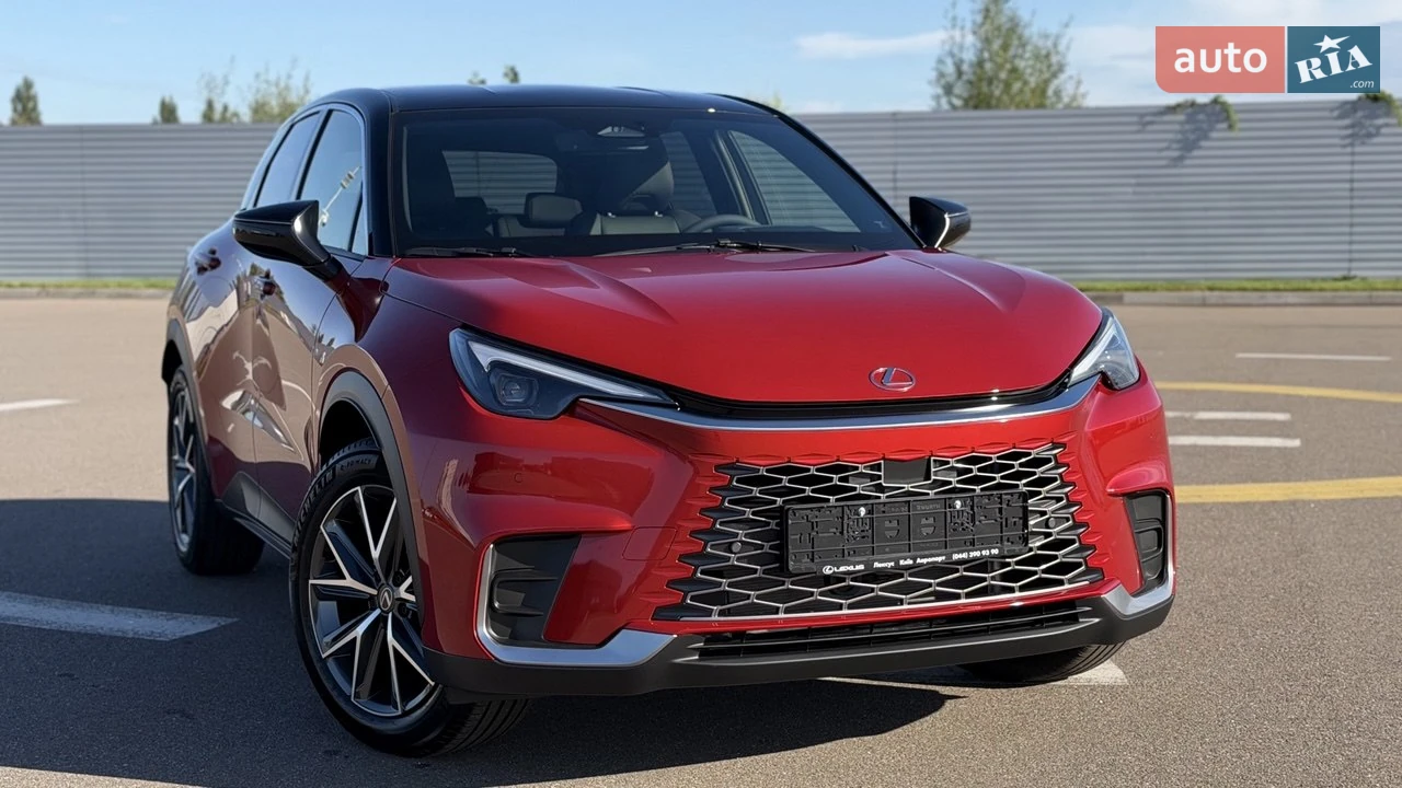 Lexus-5