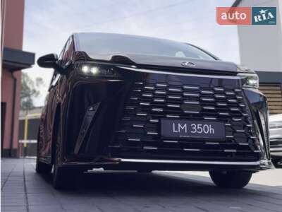 Новий Lexus LM 2025 - фото 3