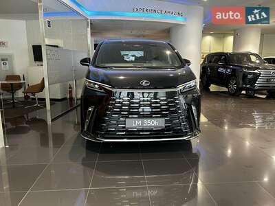 Новий Lexus LM 2025 - фото 2