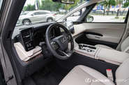Lexus LM Luxury