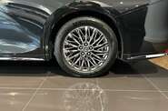 Lexus LM Luxury