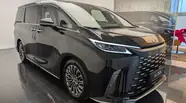 Lexus LM Superior