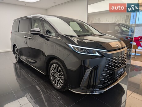 Lexus LM 2025