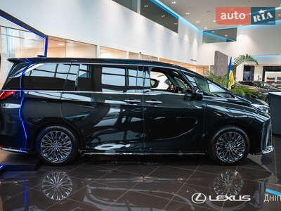 Новий Lexus LM 2025 - фото 3