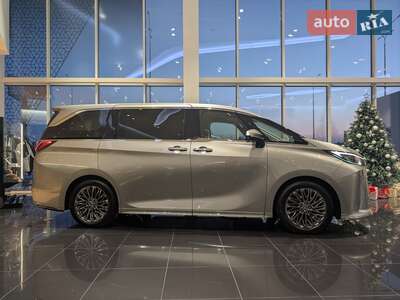 Новий Lexus LM 2025 - фото 2