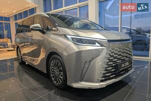 Lexus LM Luxury