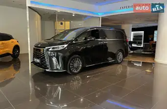 Lexus LM