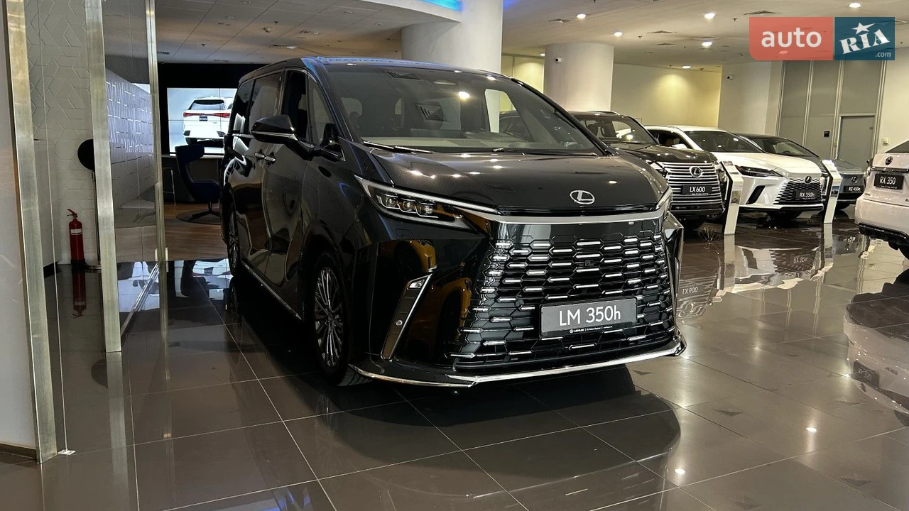 Lexus-5